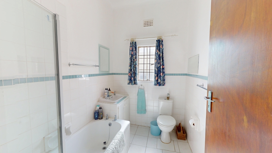4 Bedroom Property for Sale in Strand North Western Cape